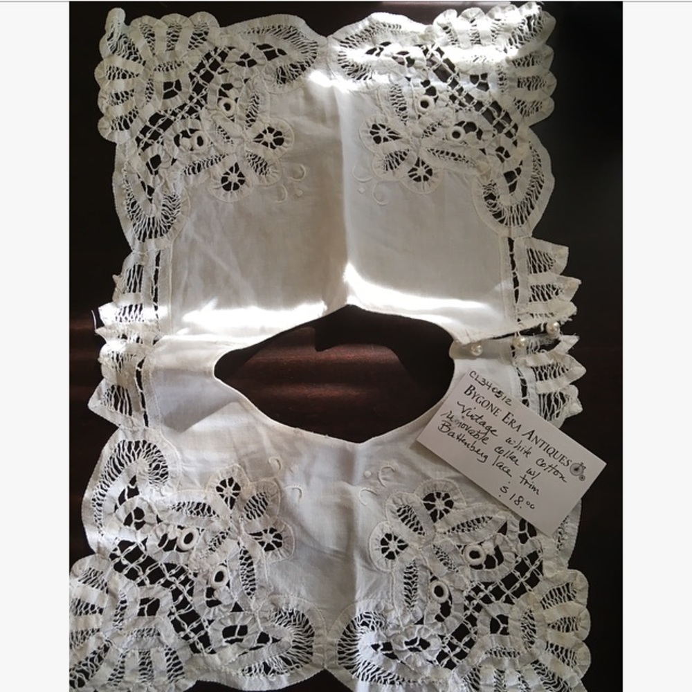 Vintage Battenberg Lace Collar
